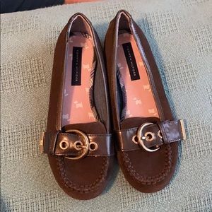 Tommy Hilfiger shoes size 2